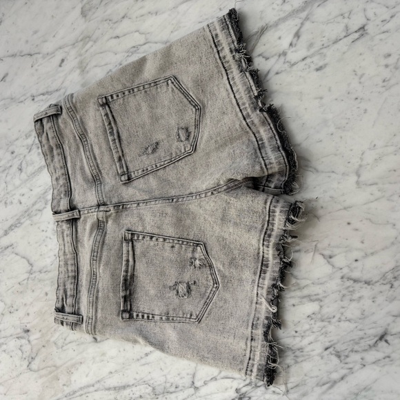 Vervet Jean Shorts Size XL (12-14) Black Acid HI Rise Denim Distressed Destroyed - Picture 6 of 6